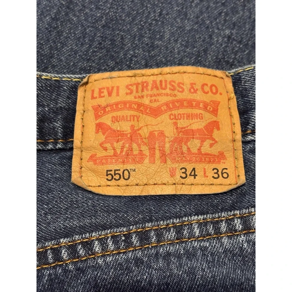 Levi's 550 Mens 32x34 (actual) 34x36 (tag) Relaxed Fit Straight‎ Leg Blue Denim